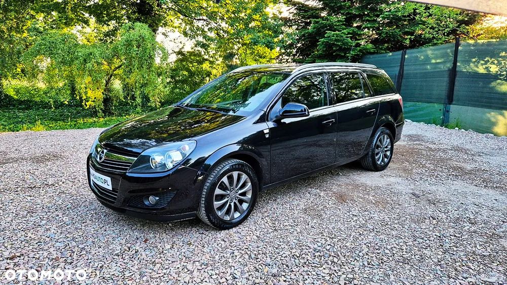 Opel Astra 1.6 NAVI - 28