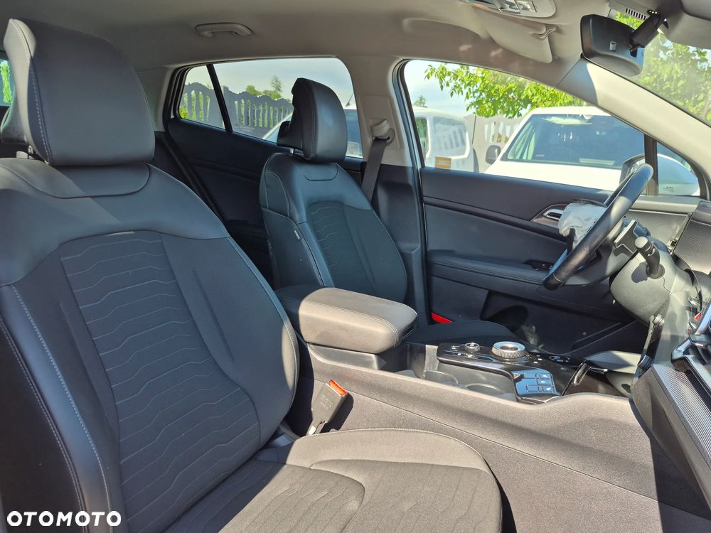 Kia Sportage 1.6 T-GDI MHEV Business Line 2WD DCT - 19