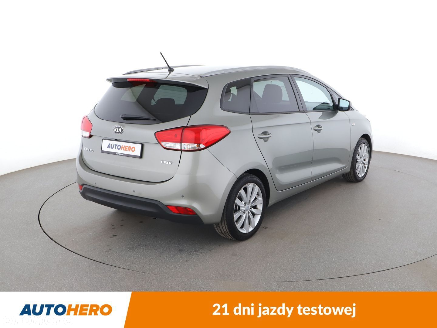Kia Carens - 6
