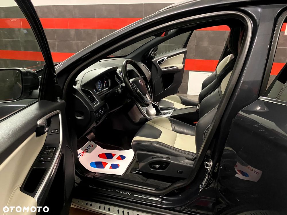 Volvo XC 60 D4 Geartronic Summum - 17