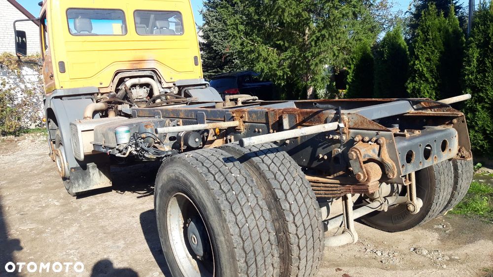 Mercedes-Benz Axor 4x2 18-29 - 2
