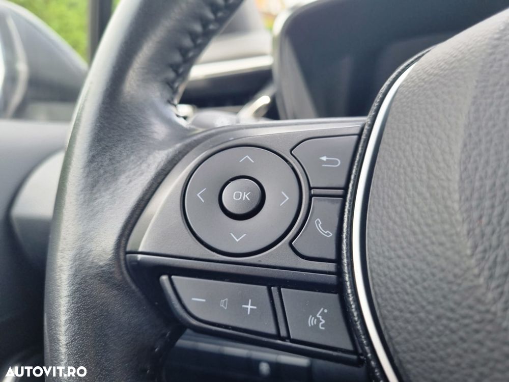 Toyota Corolla 1.8 Hybrid Comfort - 15