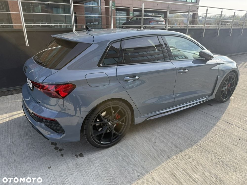 Audi RS3 Sportback - 4
