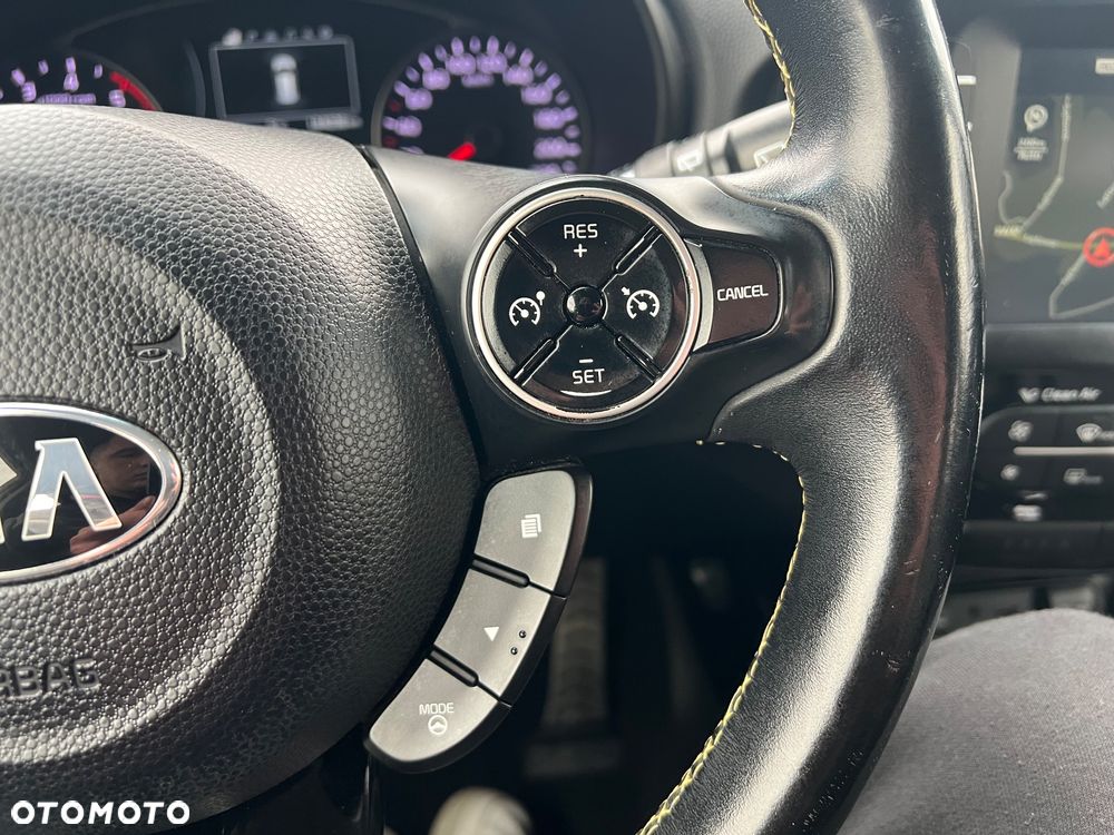 Kia Soul 1.6 CRDI XL - 25