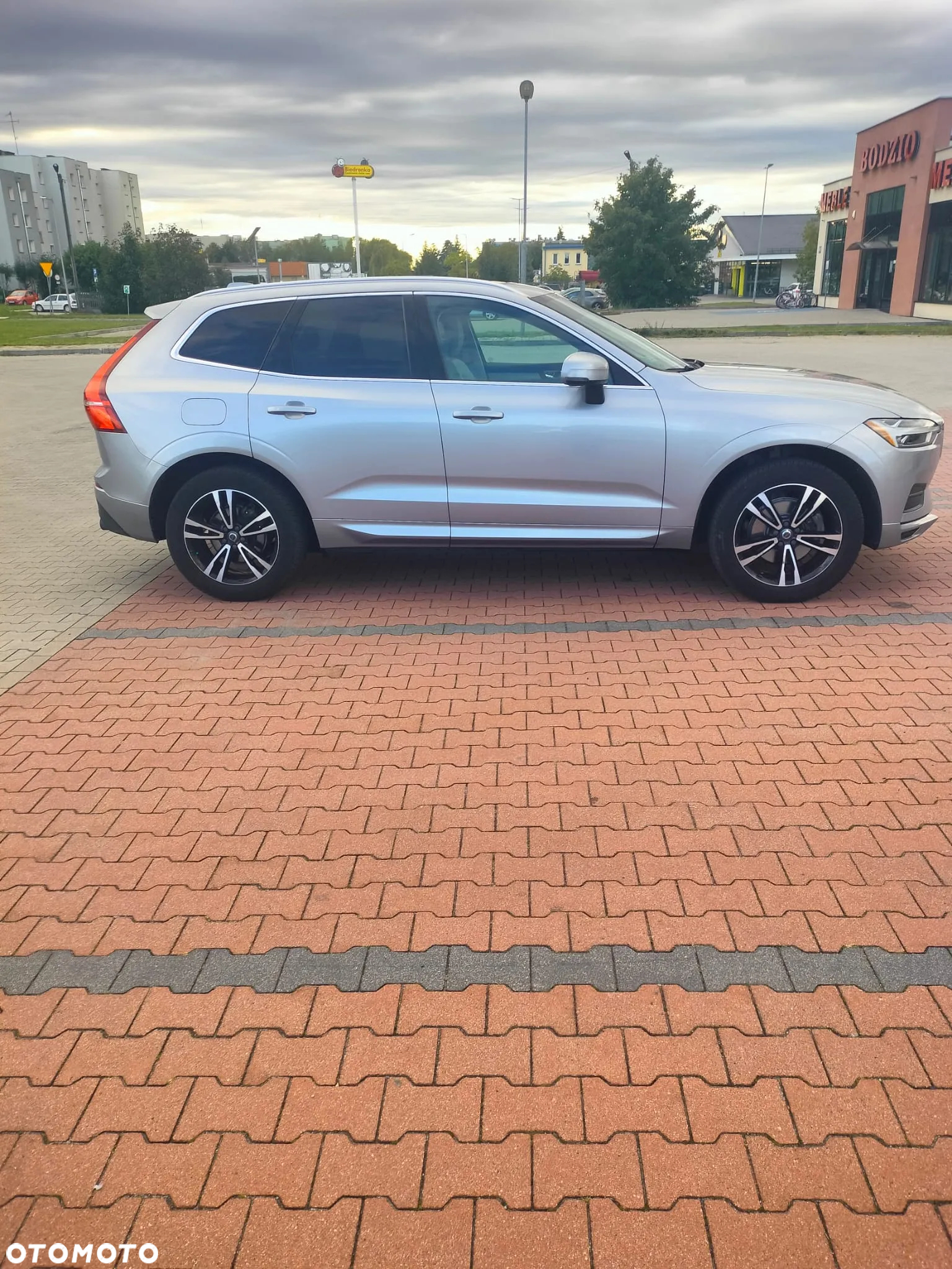 Volvo XC 60 T5 AWD Geartronic Momentum - 5