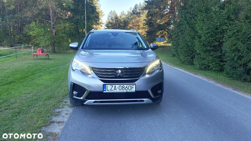 Peugeot 5008 - 5