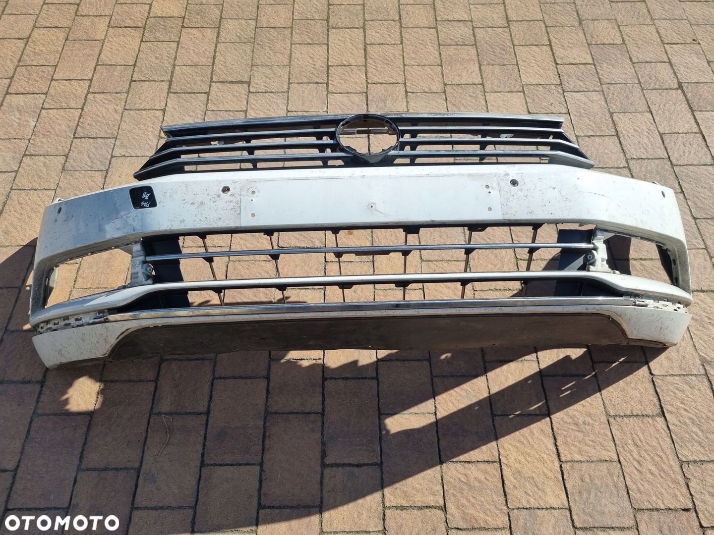 vw passat b8 highline zderzak przód spryski i 4x pdc - 1