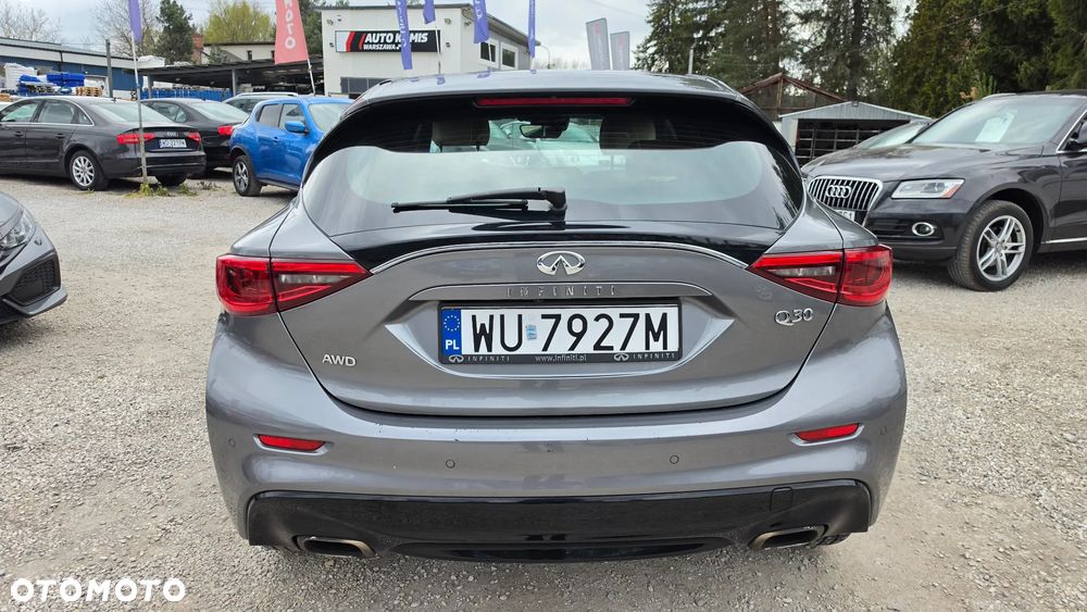 Infiniti QX30 2.0t Luxe Tech AWD 7DCT - 31