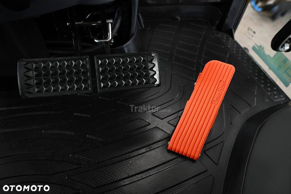 LS Traktor MT5.73 - 40