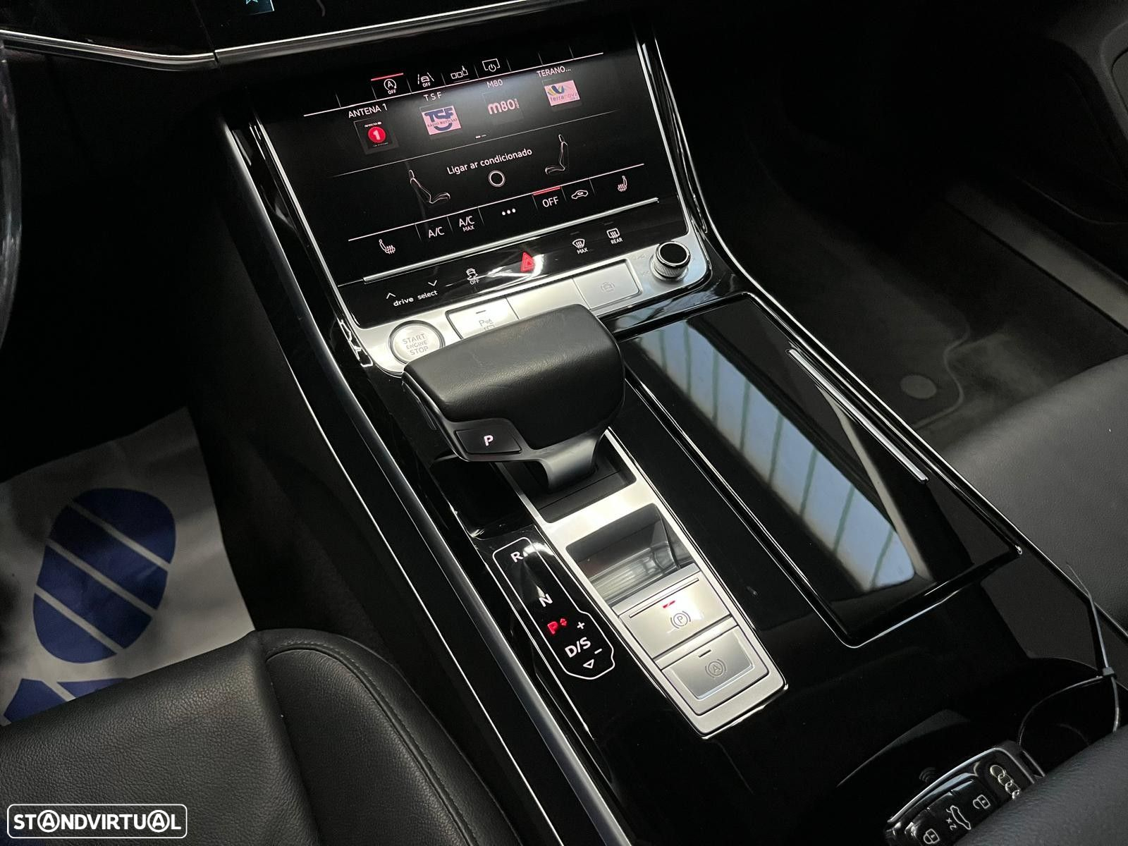 Audi A8 3.0 TDI V6 quattro Tiptronic Longo - 25