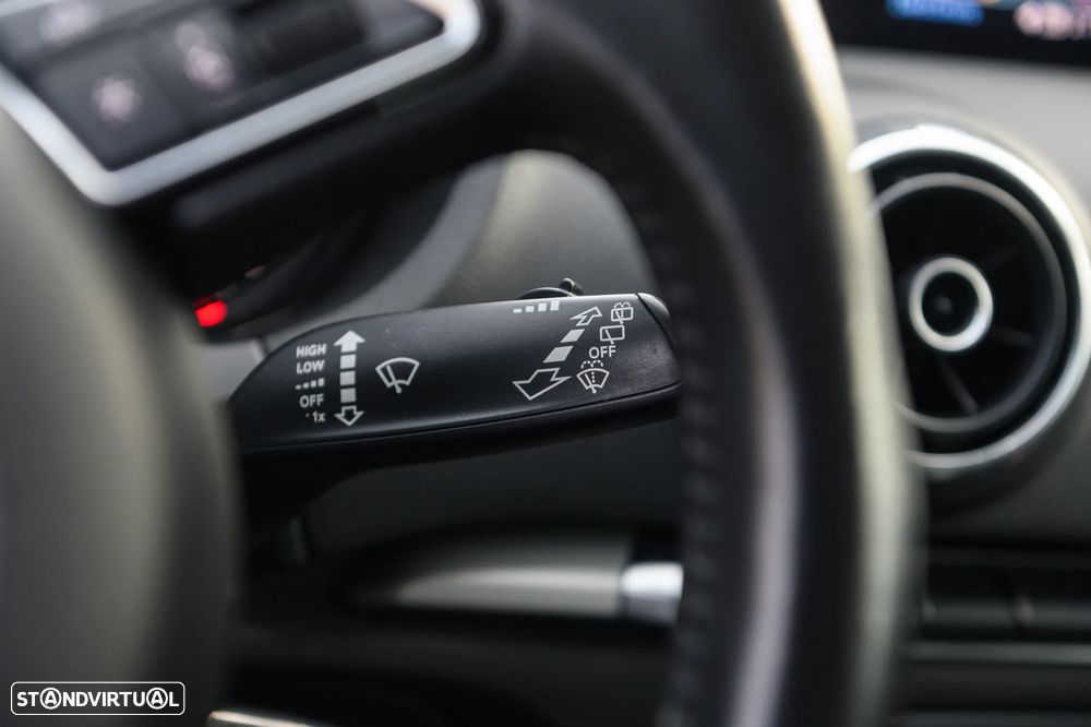 Audi A3 Sportback 1.6 TDI S-line - 30