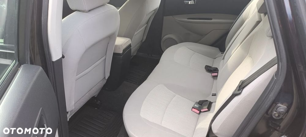 Nissan Qashqai - 16