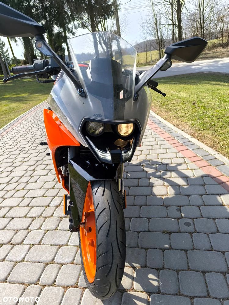 KTM RC 125 - 8
