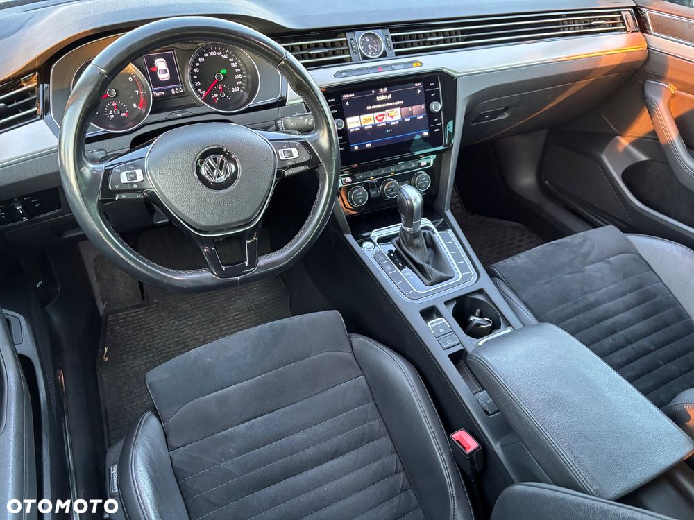 Volkswagen Passat - 6