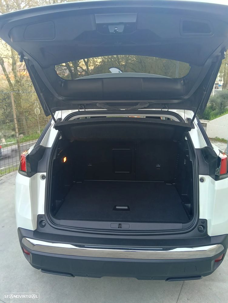Peugeot 3008 1.5 BlueHDi Allure - 23