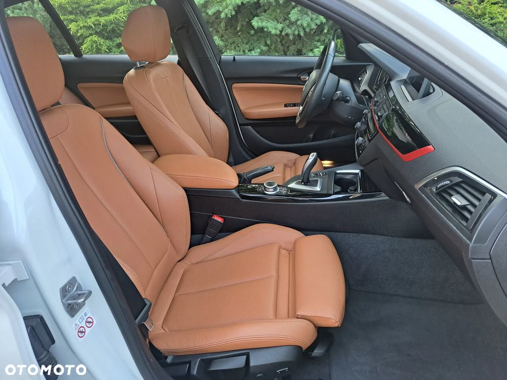 BMW Seria 1 120d Sport Line Shadow sport - 2