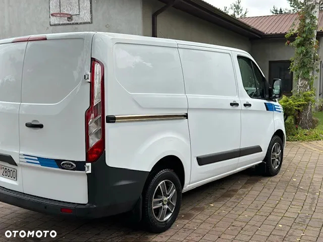 Ford TRANSIT CUSTOM - 4