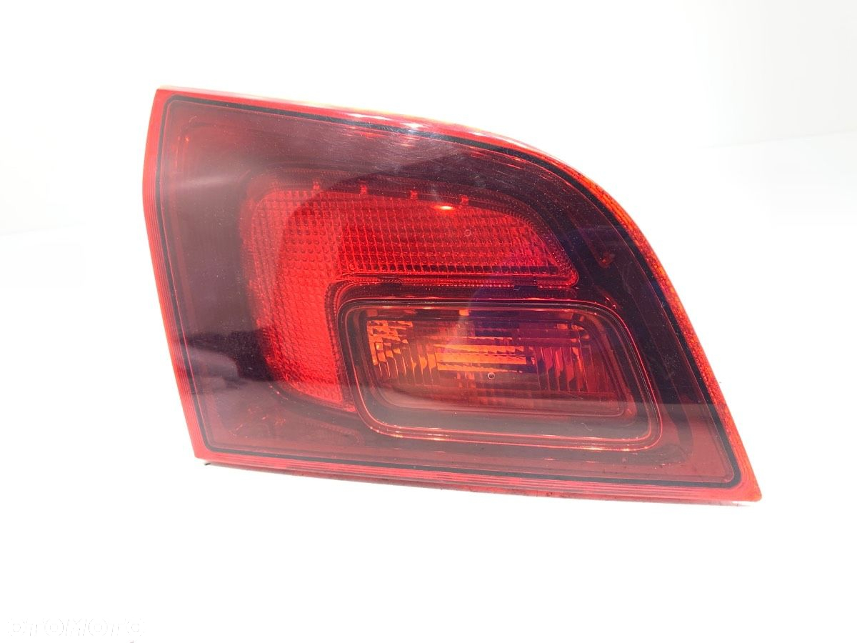 LAMPA TYŁ LEWA WEWNĘTRZNA - 129.00 PLN - OPEL ASTRA J Sports Tourer (P10) 2010 - 2015 2.0 CDTI - 2