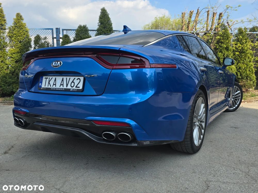 Kia Stinger 2.0 T-GDI GT Line - 11
