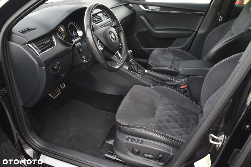 Skoda Octavia 2.0 TDI (Green tec) 4x4 DSG RS - 18