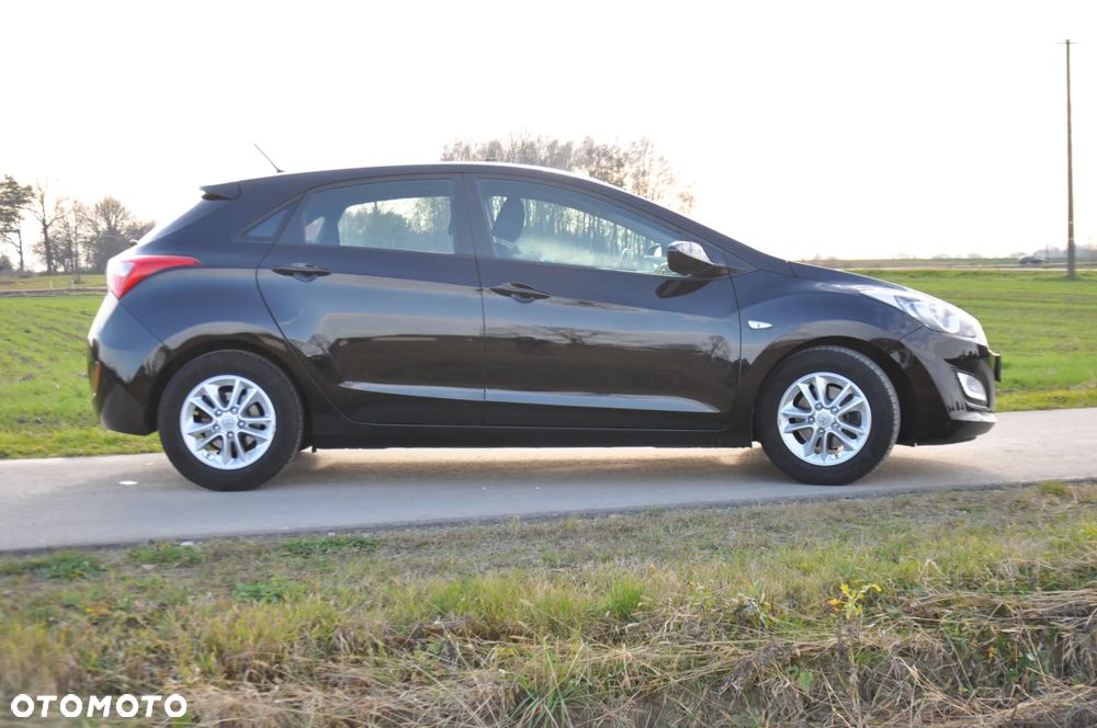 Hyundai i30 1.4 Comfort - 4