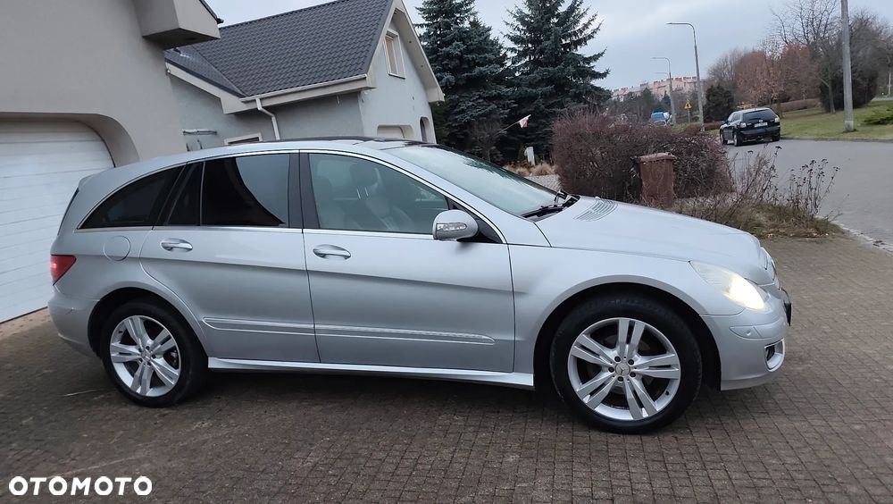 Mercedes-Benz Klasa R 320 CDI L 4Matic 7G-TRONIC Travel Edition - 22