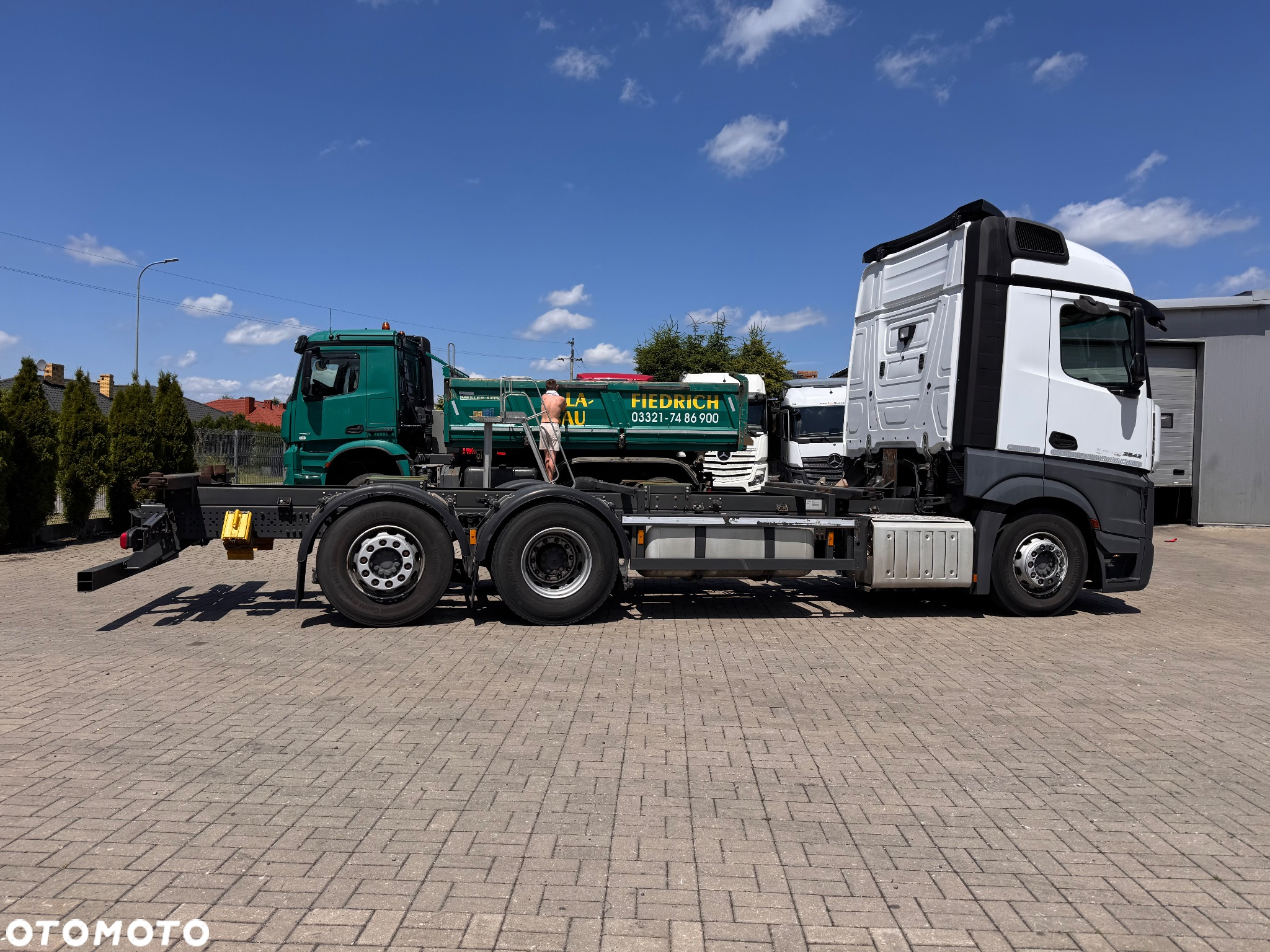 Mercedes-Benz ACTROS - 2