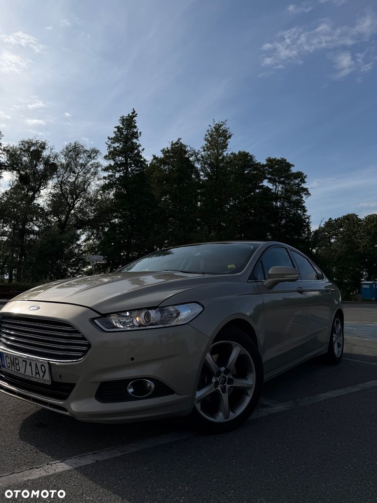 Ford Fusion - 2