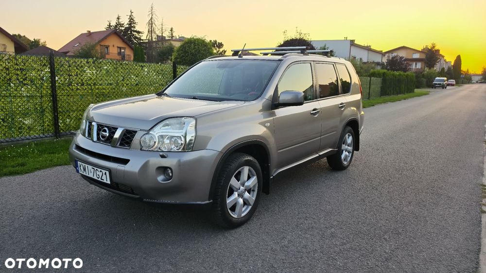 Nissan X-Trail 2.0 dCi SE - 2