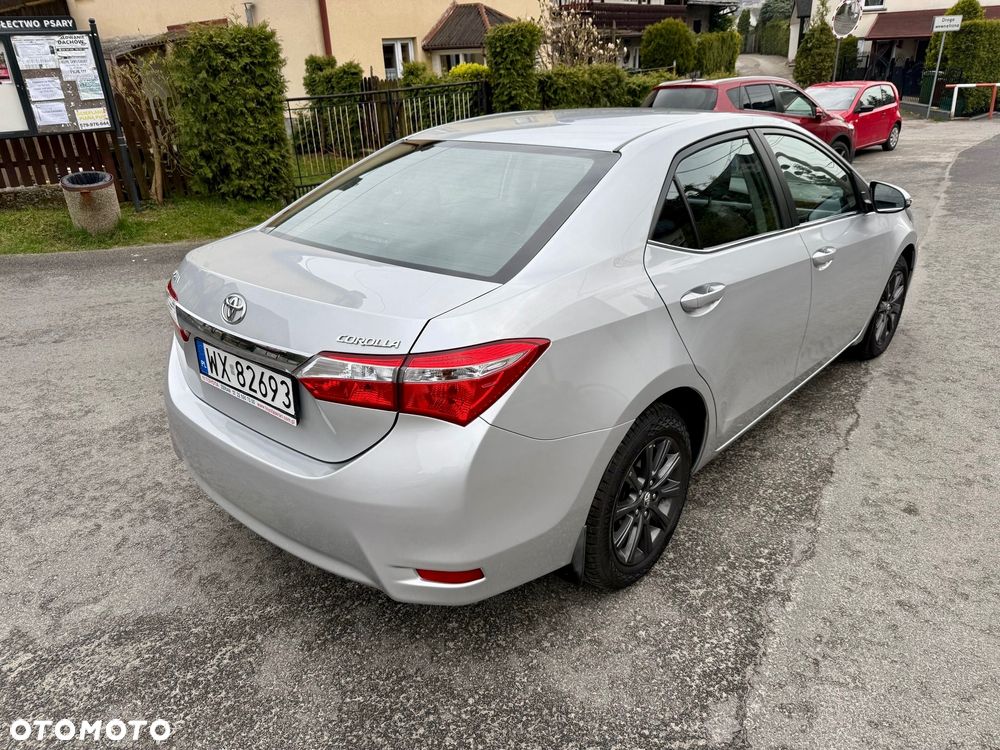 Toyota Corolla 1.6 Premium - 5