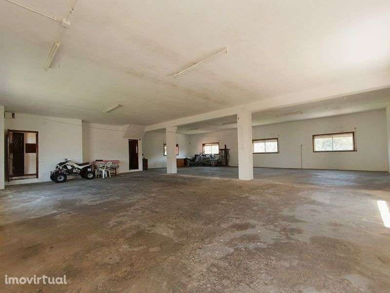 Alugo armazém 200 metros quadrados - Grande imagem: 2/4