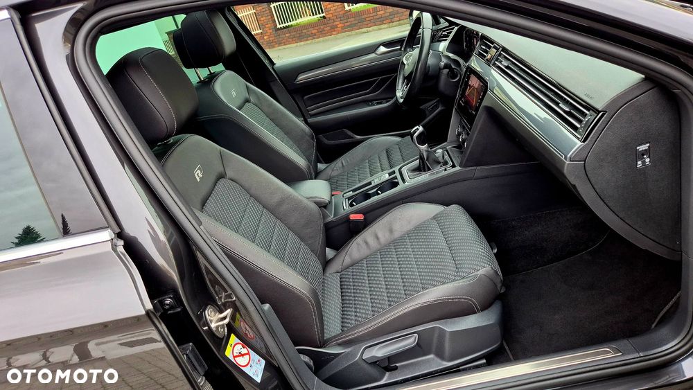 Volkswagen Passat 2.0 TDI (BlueMotion Technology) Highline - 14