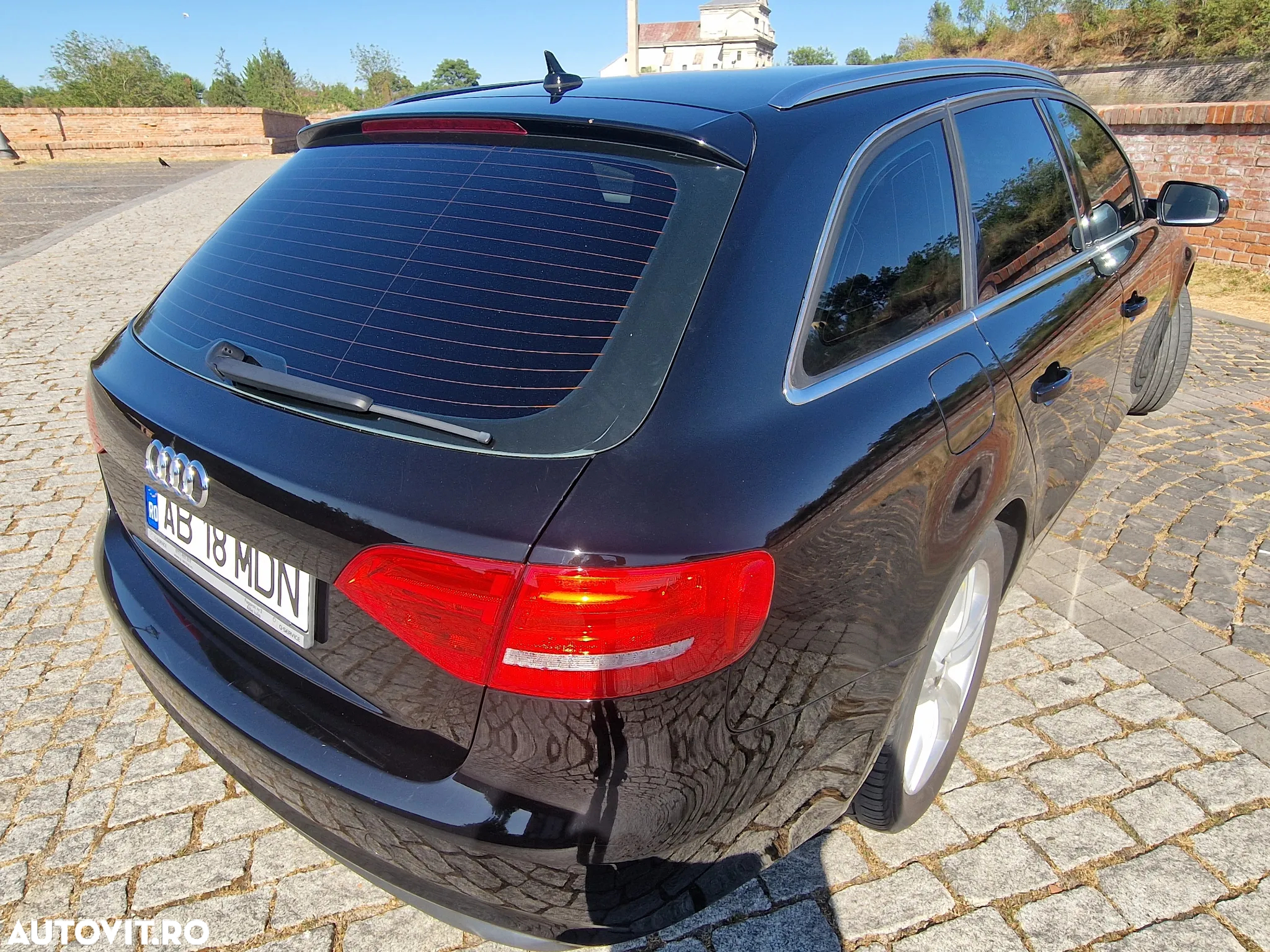 Audi A4 Avant 2.0 TDIe - 18