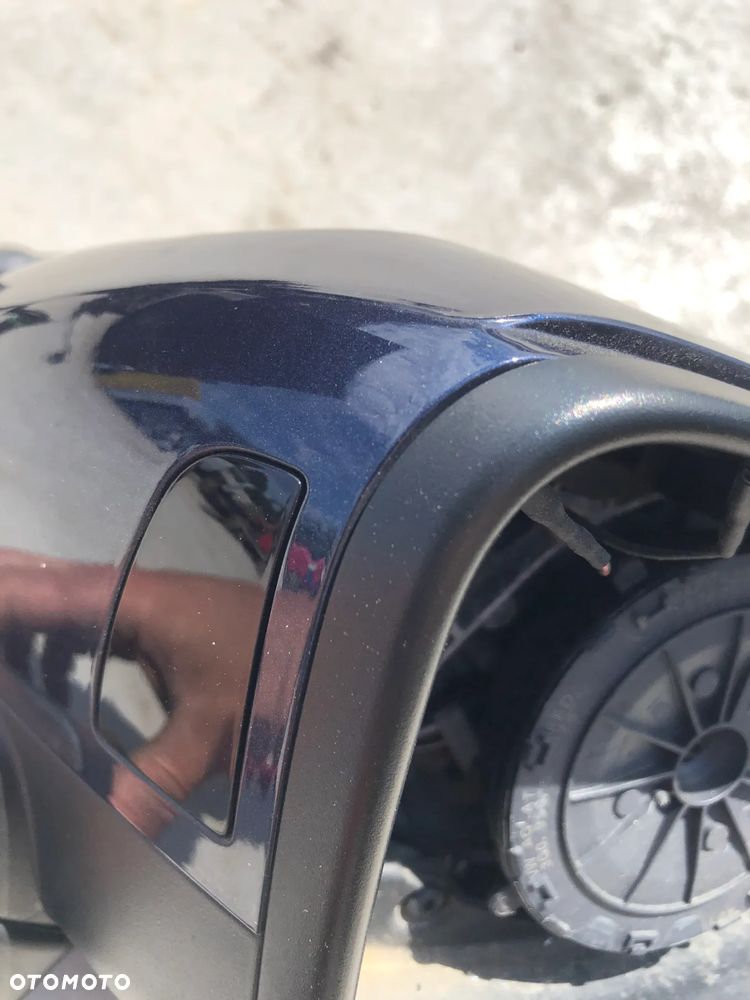 VW PASSAT B8 LUSTERKO PRAWE LH5X 9+2 PIN ASYSTEN PASA EUROPA - 2