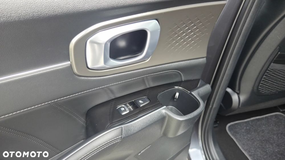 Kia Sorento 1.6T-GDI PHEV AWD OPF Platinum - 23