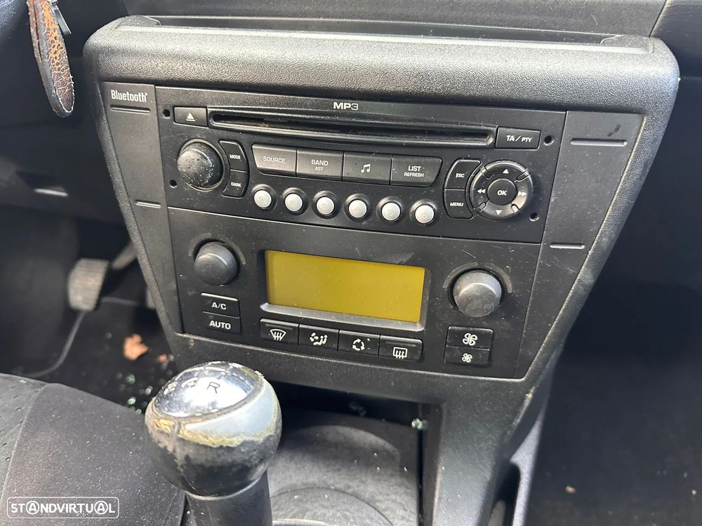 Citroën C4 I 1.6 HDI Diesel 109 cv  80kW de 2008 - 5