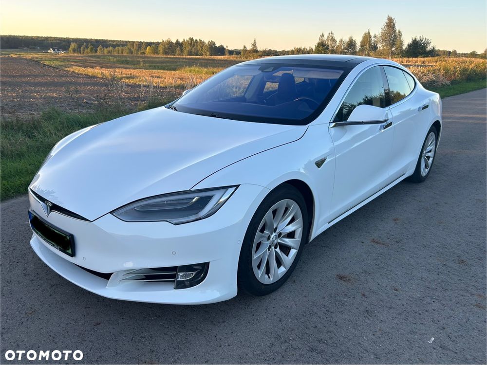 Tesla Model S Long Range Plus - 7