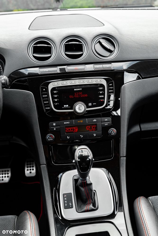 Ford S-Max 2.0 EcoBoost Titanium - 27