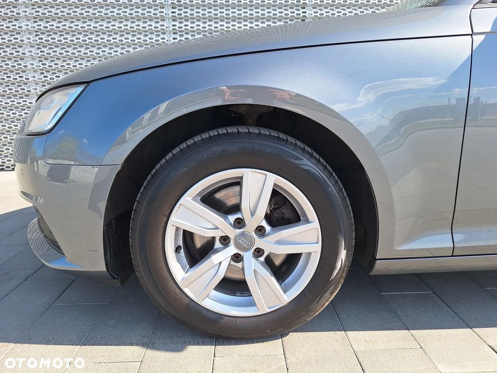 Audi A4 Avant 2.0 TDI S tronic - 6