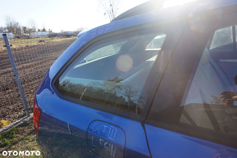 SZYBA KAROSERYJNA TYLNA PRAWA BOCZNA OCTAVIA III 5E5 KOMBI  SKODA 2012-2016 - 3