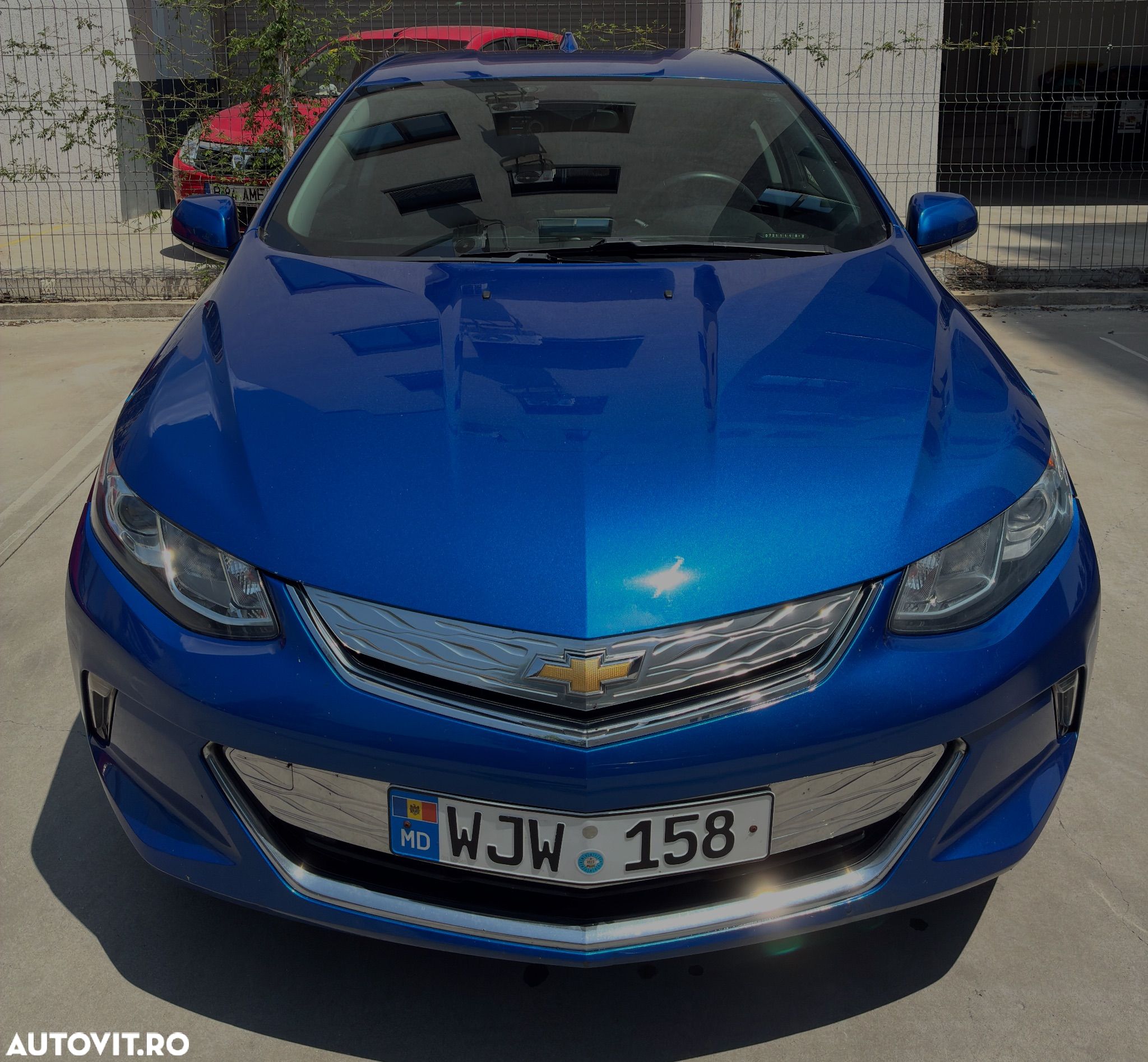 Chevrolet Volt - 1
