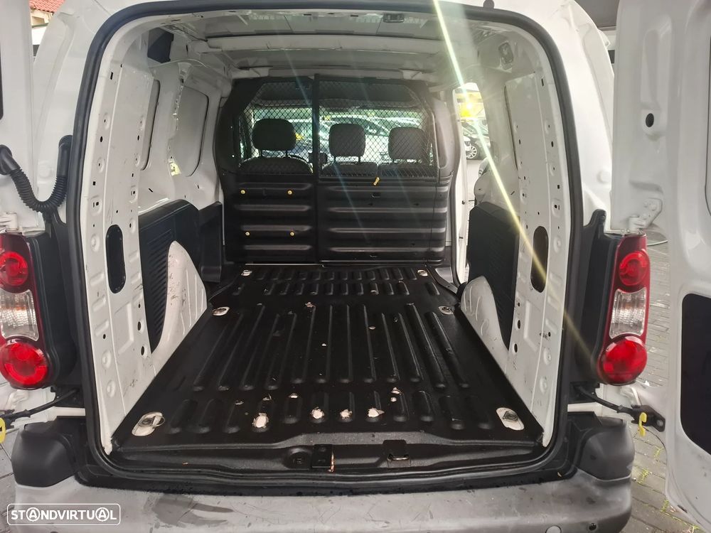 Citroën BERLINGO 1600HDI 3LUGARES LONGA - 11