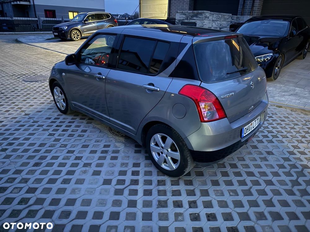 Suzuki Swift 1.3 DDiS Comfort - 7