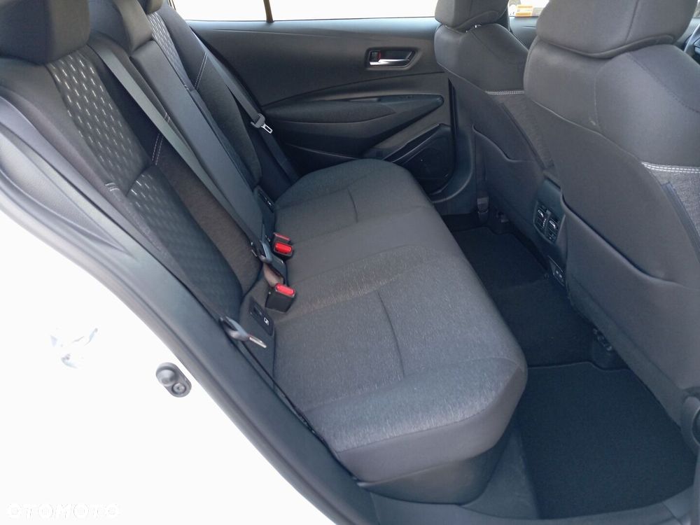 Toyota Corolla 1.8 Hybrid Comfort - 10