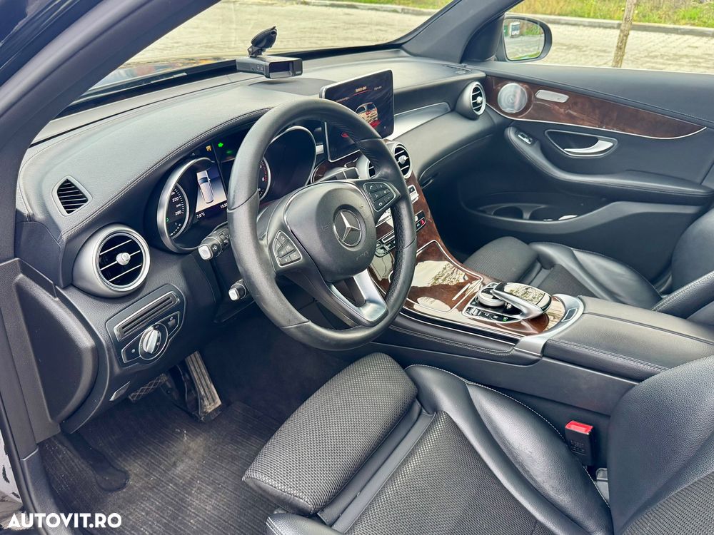 Mercedes-Benz GLC - 22