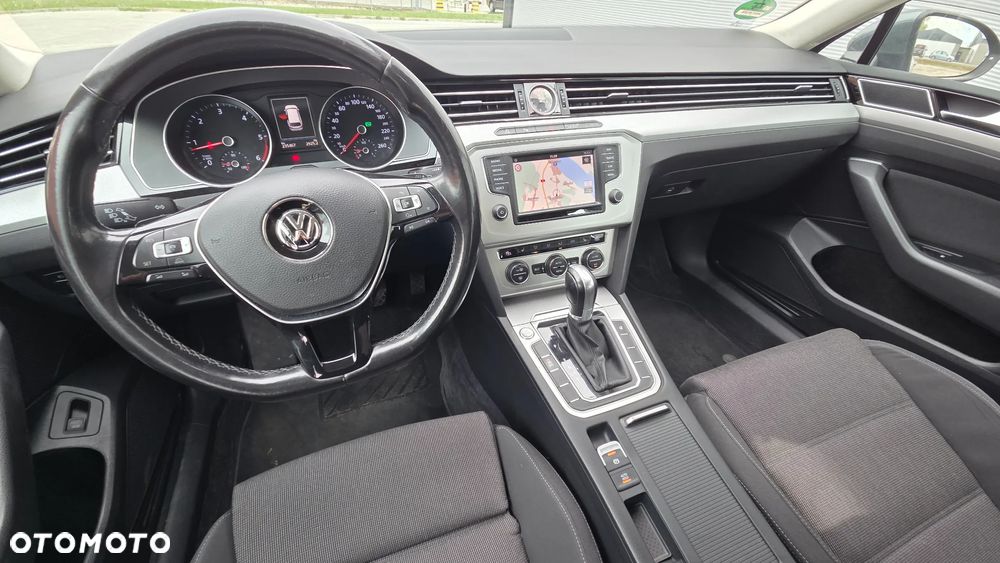 Volkswagen Passat Variant 2.0 TDI SCR DSG Comfortline - 14