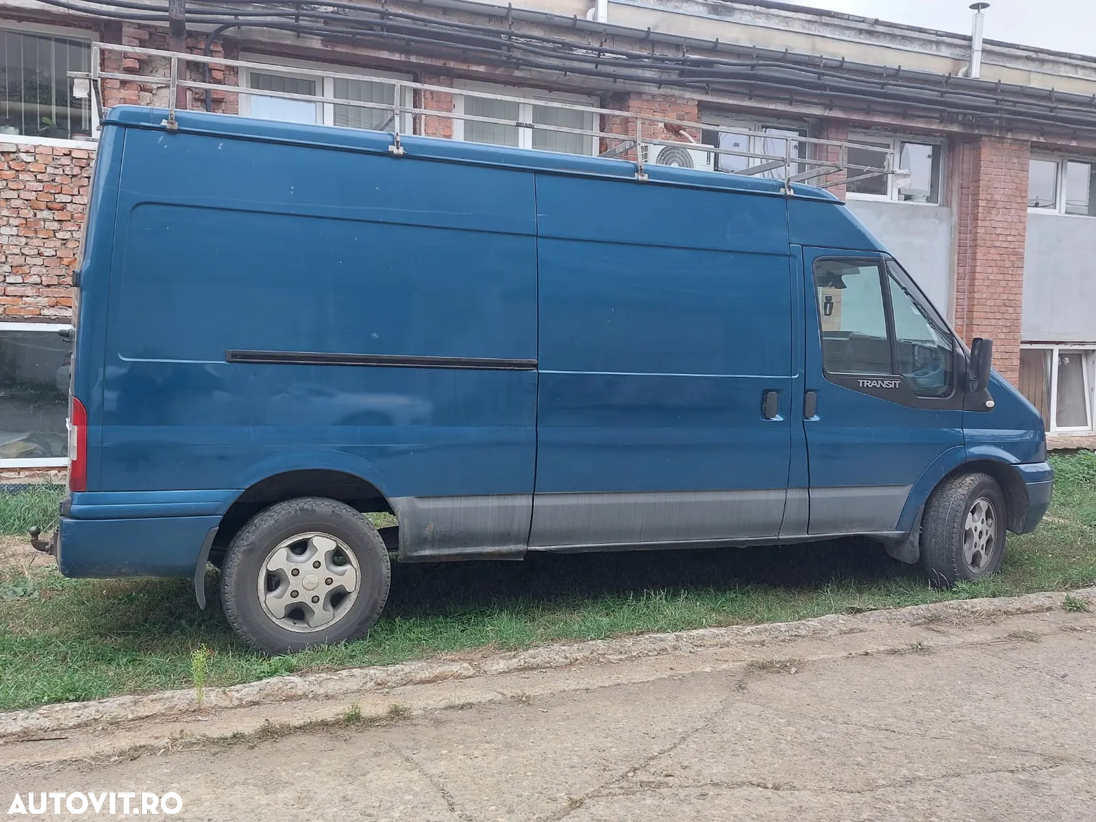 Ford TRANZIT - 3