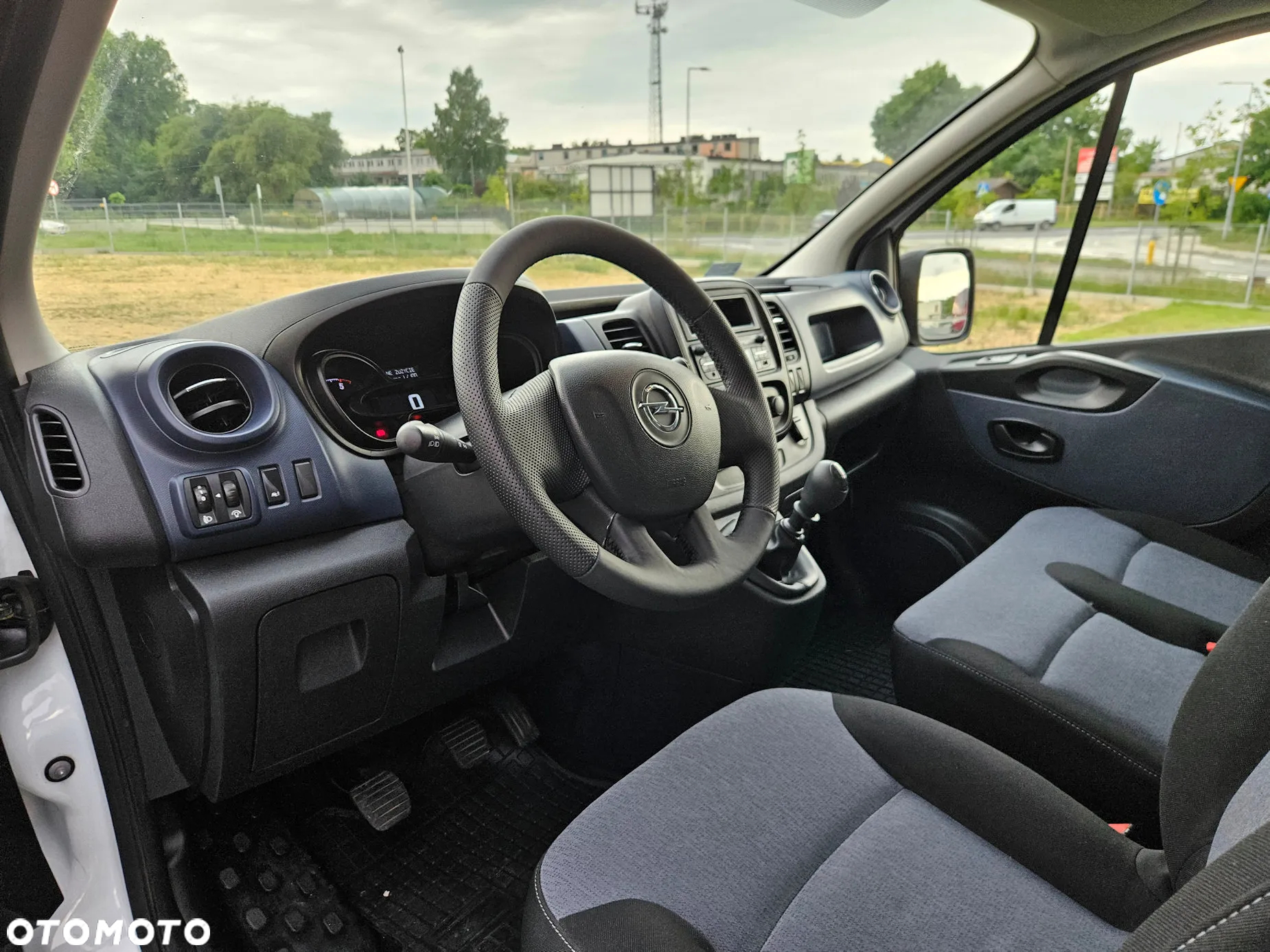 Opel VIVARO CDTI 120KM - 6
