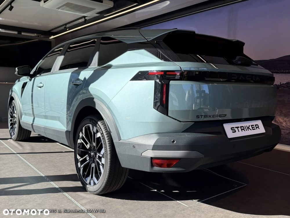Dacia Striker
