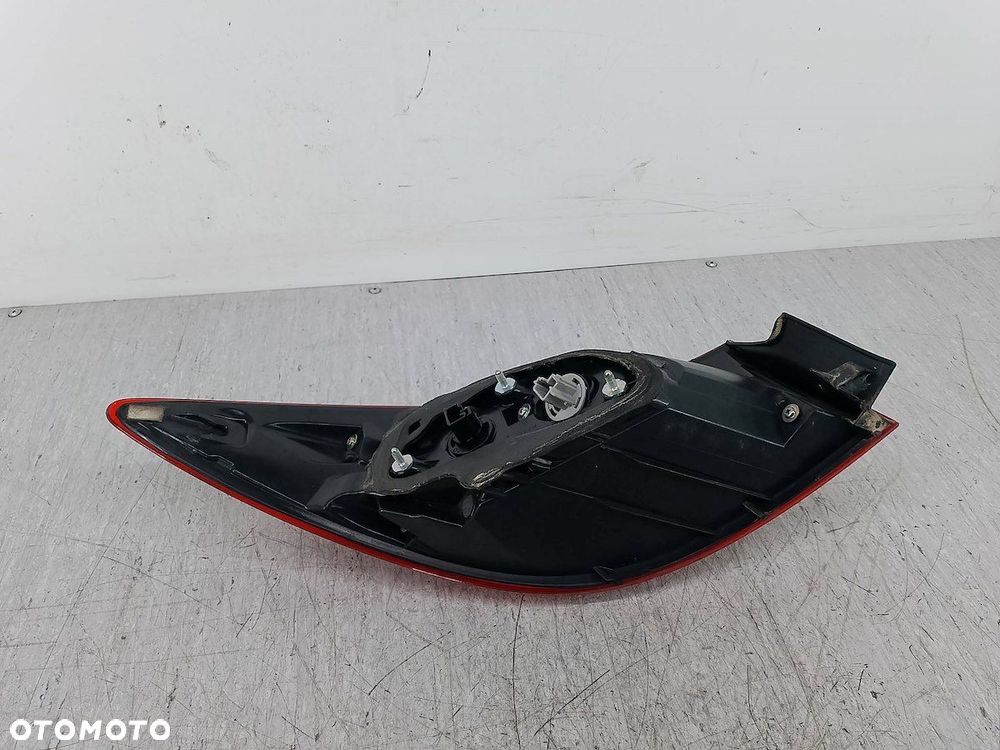 LAMPA TYLNA PRAWA MAZDA 3 III B45A-51150 220-41979 B45A-51150 220-41979 - 2